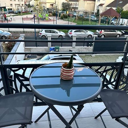 Appartement A 15Min De Paris ドランシー エクステリア 写真